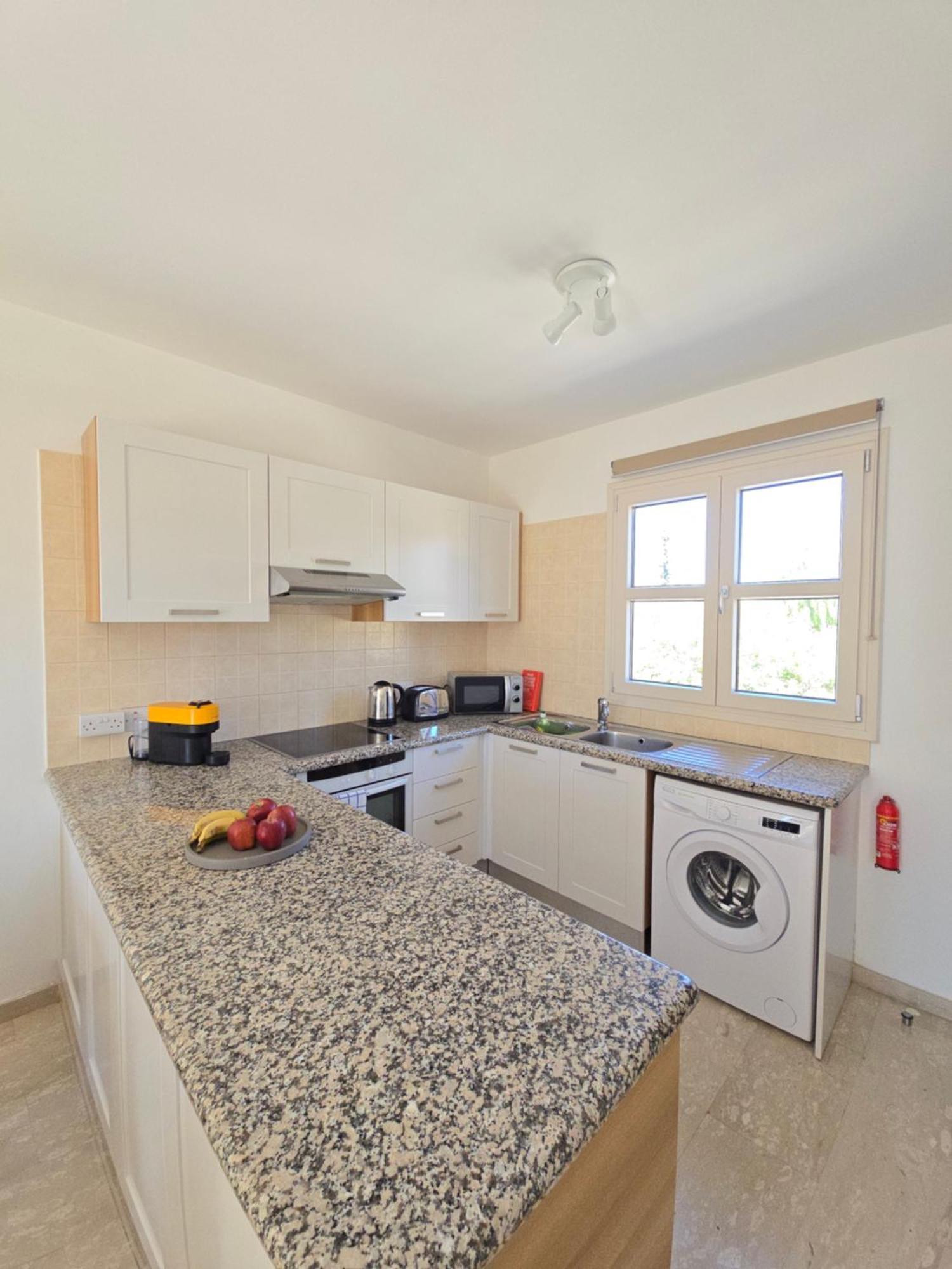 קוקליה Aphrodite Hills Adonis Apartment מראה חיצוני תמונה